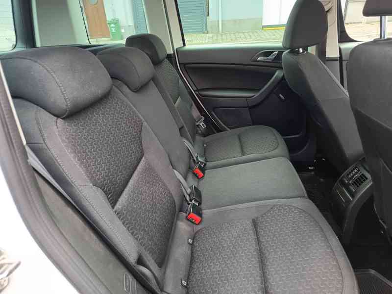 ŠKODA Yeti 2,0TDI 4X4 Experience 125kw - foto 15