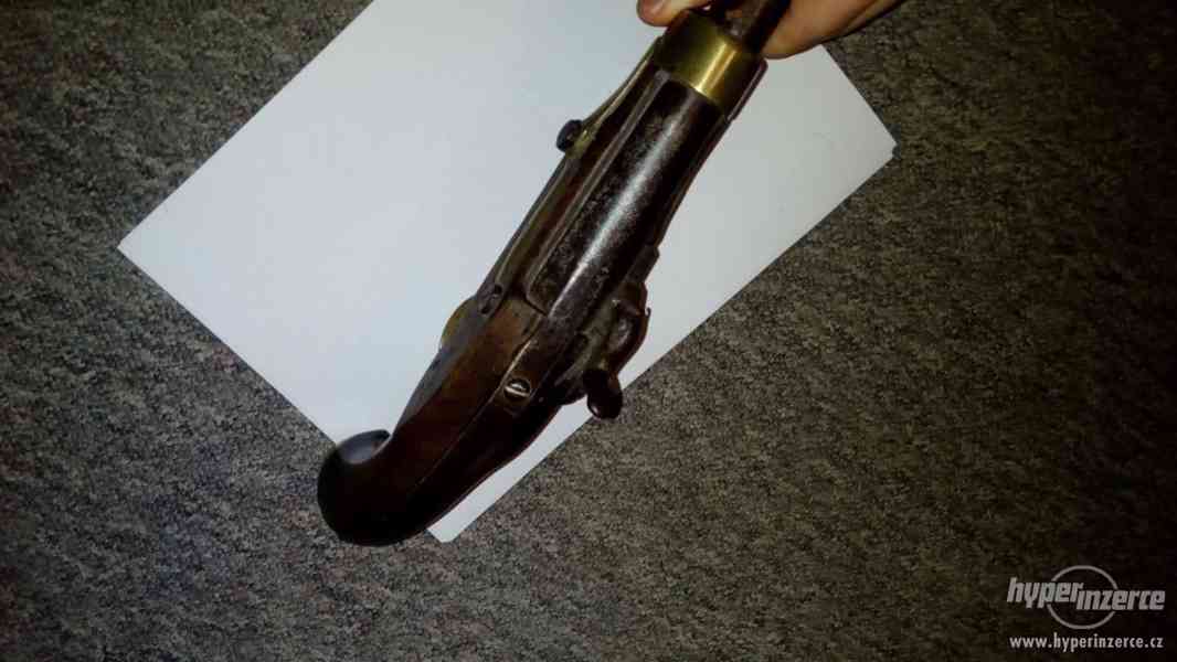 Zbraň Chatellerault. Mle 1822 - foto 1
