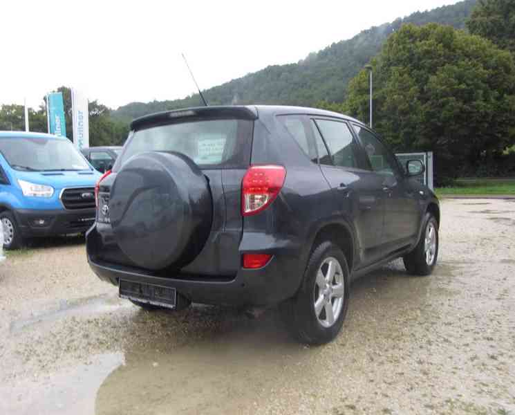 Toyota RAV 4 2,0i Sol benzín 112kw - foto 6