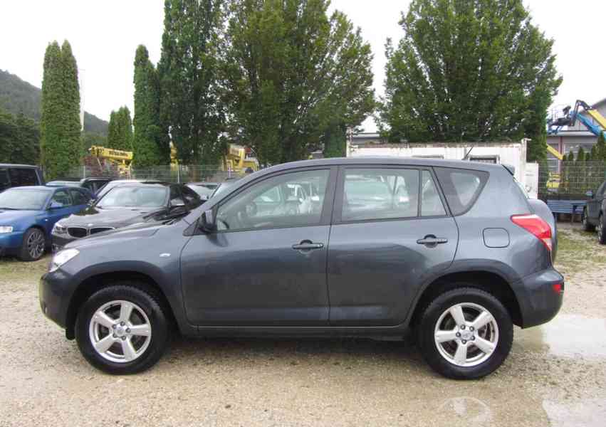 Toyota RAV 4 2,0i Sol benzín 112kw - foto 4