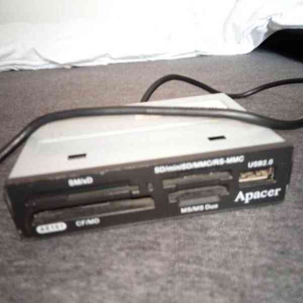 čtečka karet Apacer AE161 + USB port plně funkční  - foto 6
