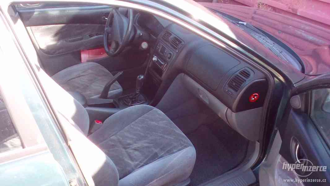 Mitsubishi Galant 2.0 i, r.v. 1999 - foto 7