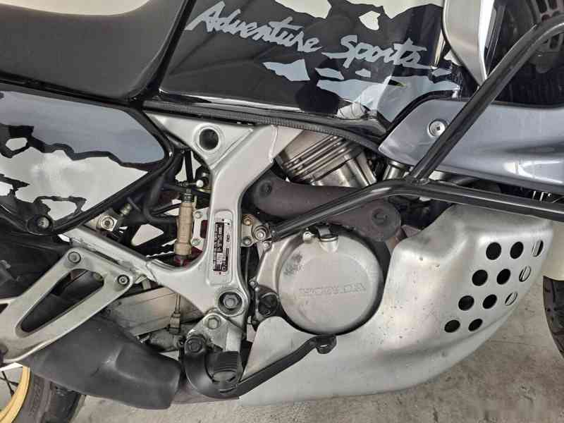 Honda XRV 750 Africa Twin - foto 14