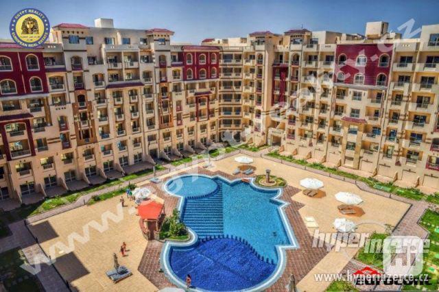 Egypt - prodej apartmánů 1+kk v resortu s vlastní pláží, cen - foto 1