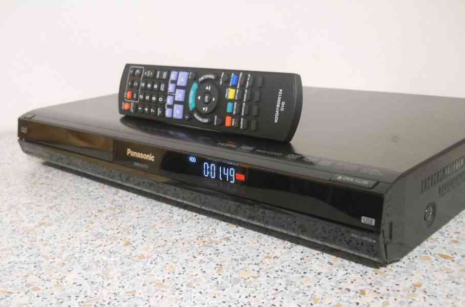 DVD rekordér Panasonic DMR EX773 - foto 2