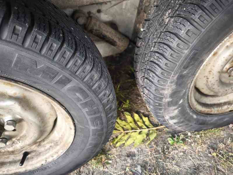 Pěkný velký Fendt na pevné stání. Dovoz na místo možný. - foto 20