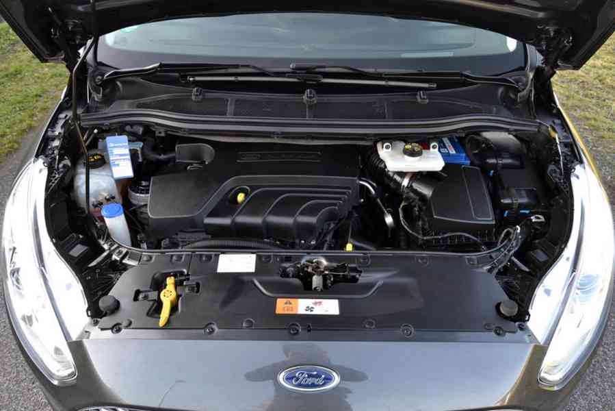 Ford Galaxy 2.0 TDCI 132kW Titanium 7míst - foto 18