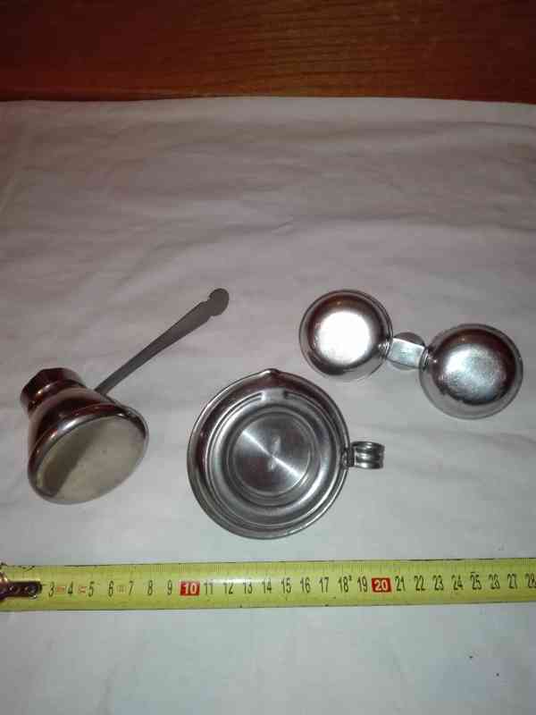 Kolekce kovového nádobí - Džezva, odšťavňovač, slánka - foto 5