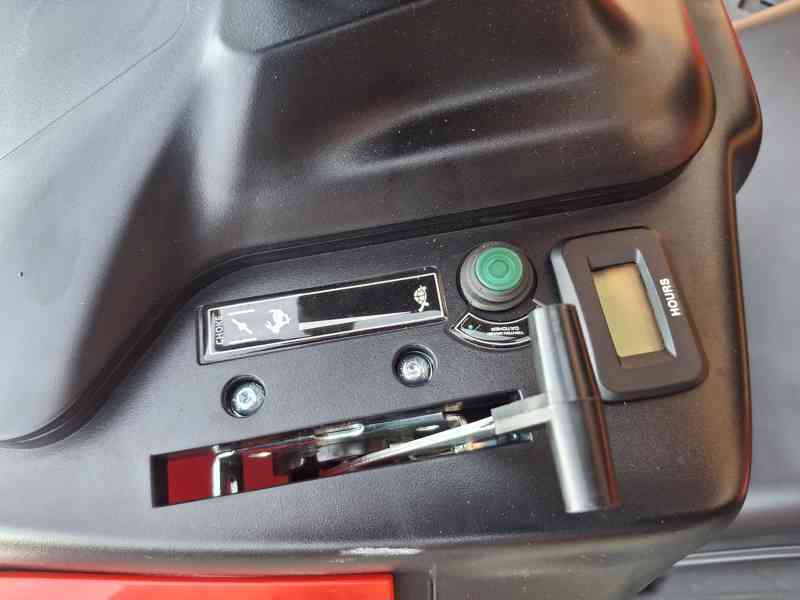 Zahradní traktor sekačka se sběrným košem TB GARDEN LT-42R - foto 6