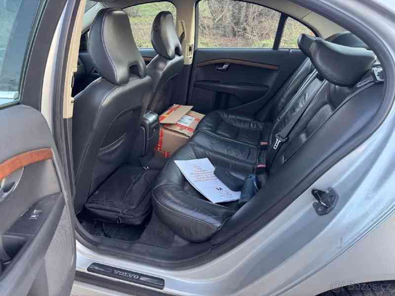 Volvo S80 D5 136 kW - foto 12