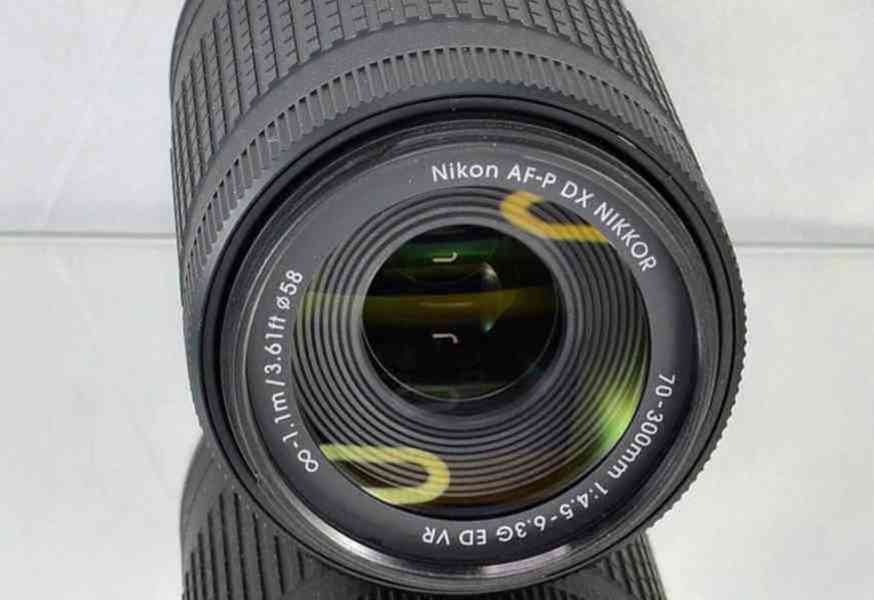Nikon DX AF-P Nikkor 70-300mm f/4.5-6.3 G VR **DX TELE-ZOOM - foto 3
