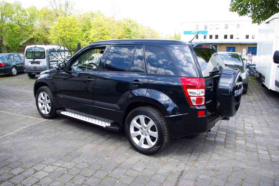 Suzuki Grand Vitara 3.2i V6 4x4 Aut. LPG 171kw - foto 3