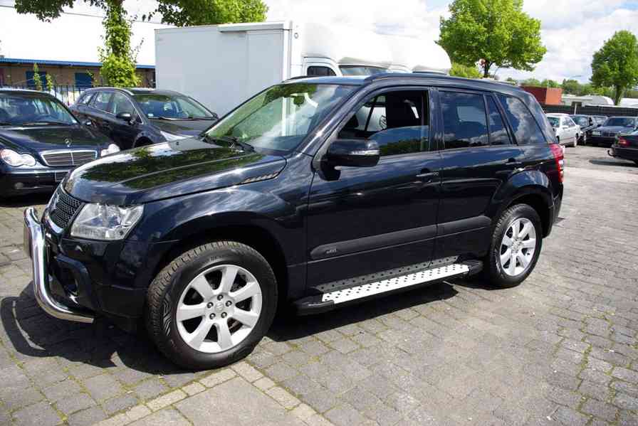 Suzuki Grand Vitara 3.2i V6 4x4 Aut. LPG 171kw - foto 2