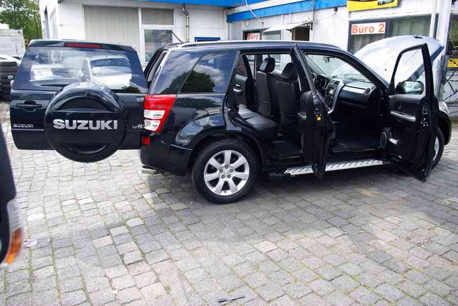 Suzuki Grand Vitara 3.2i V6 4x4 Aut. LPG 171kw - foto 14