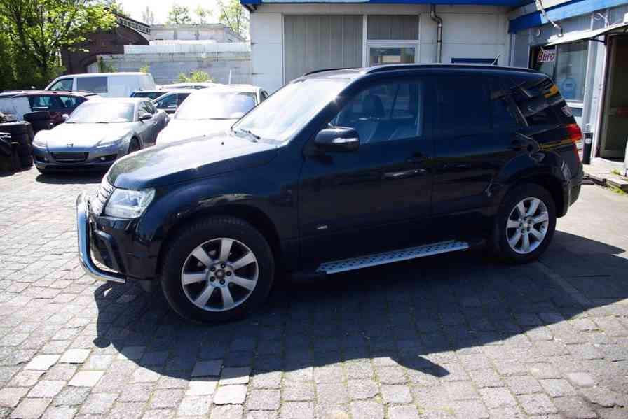 Suzuki Grand Vitara 3.2i V6 4x4 Aut. LPG 171kw - foto 19