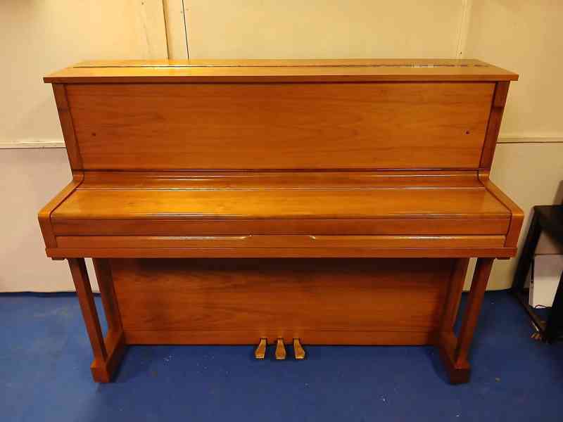 Prakticky nové značkové koncertní pianino zn. HOHNER  - foto 2