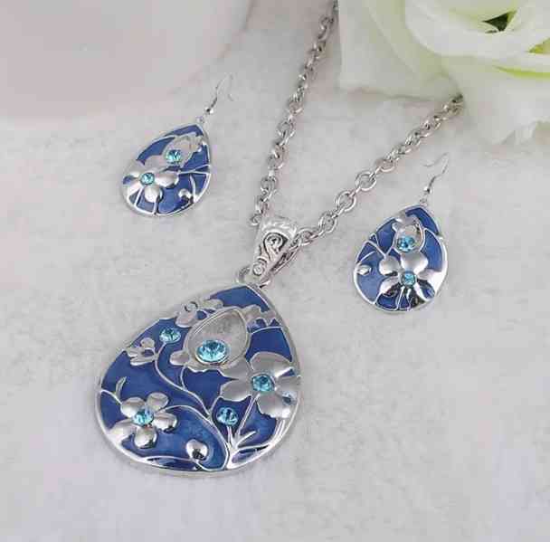 Luxusní sada šperků s květinovým vzorem - 2 varianty  - foto 3