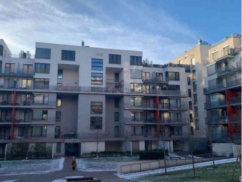 BJ Praha - Vinohrady, 3+kk, podl. pl. 105,5 m2