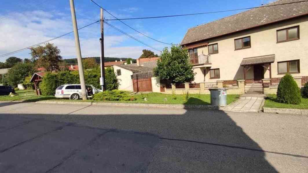 Zděný rodinný dům o ploše 159 m2 Hoštice u Kroměříže - foto 2