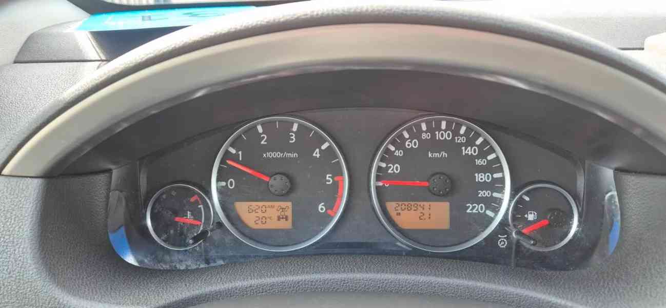 Nissan Pathfinder 2.5 dCi Elegance 128kw - foto 8