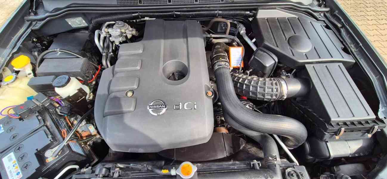 Nissan Pathfinder 2.5 dCi Elegance 128kw - foto 9