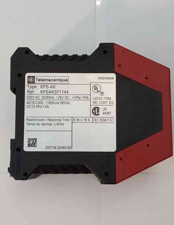 Bezpečnostní relé XPS-AK  XPSAK371144  - foto 2