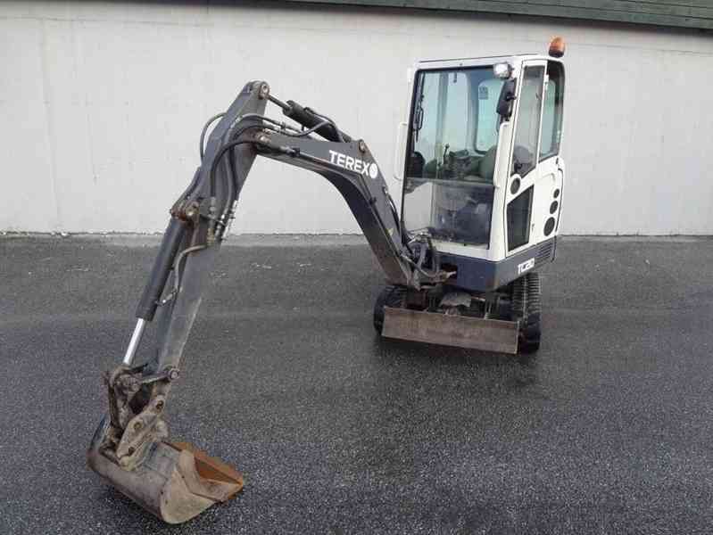 Minibagr Terex T/C-2OCt - výborný stav - foto 1