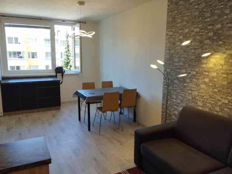 pronájem bytu 3+kk, 57m2,  ul. Březinova, Jihl. - foto 7