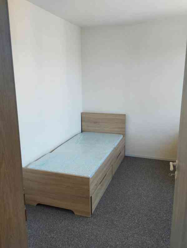 pronájem bytu 3+kk, 57m2,  ul. Březinova, Jihl. - foto 6