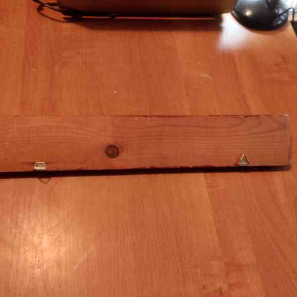 malovaný dřevěný věšák - foto 3