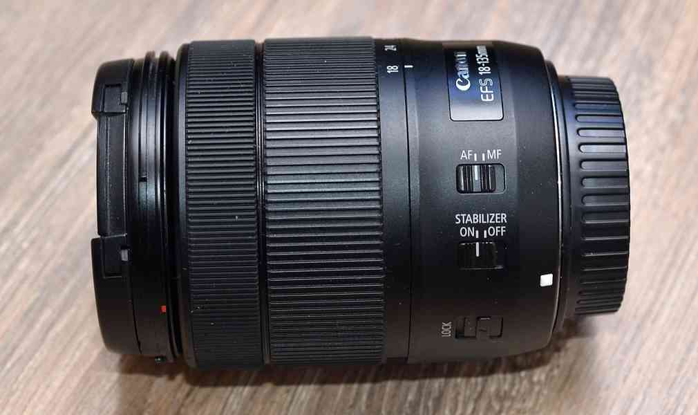 Canon EF-S 18-135mm f/3.5-5.6 IS NANO - foto 5