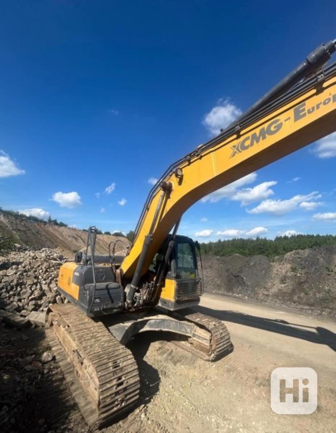 25t bagr XCMG XE250 pásové rypadlo - foto 1