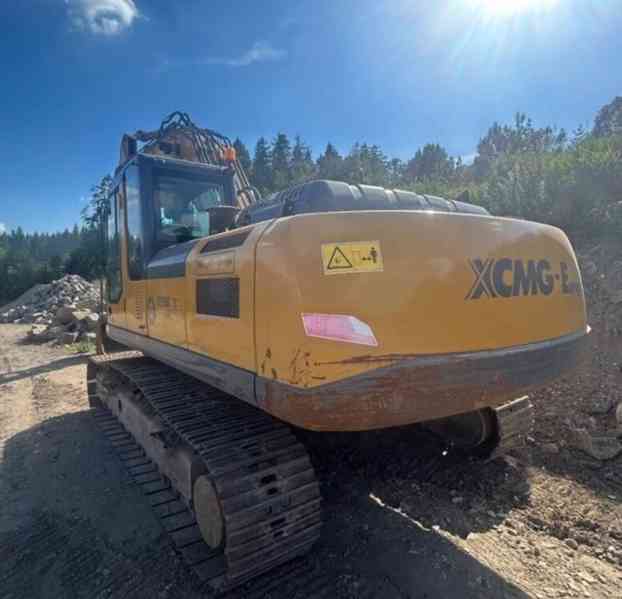 25t bagr XCMG XE250 pásové rypadlo - foto 5