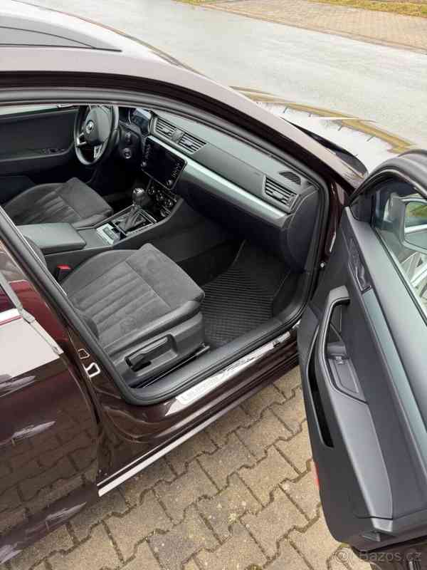 Škoda Superb 2,0   III COMBI AMBITION TDI, 110 KW - foto 9