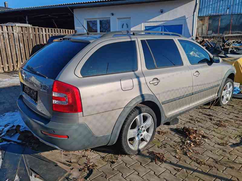 Prodám Škoda Octavia II., Scout 4x4, na náhradní díly - foto 4