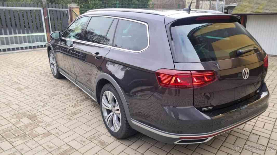 Volkswagen Passat 2,0   Alltrack - foto 8