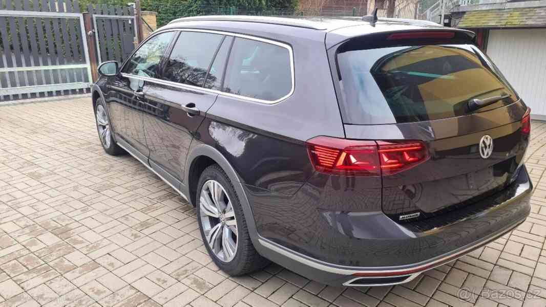 Volkswagen Passat 2,0   Alltrack - foto 7