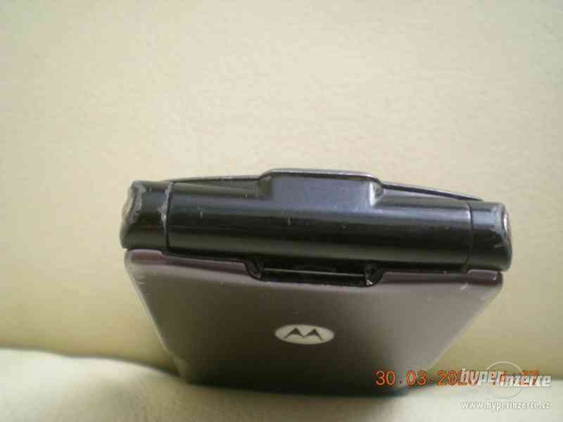 Motorola V3i - funkční ORIGINÁL z roku 2005 - foto 8