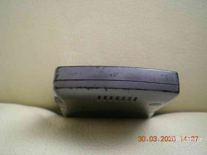 Motorola V3i - funkční ORIGINÁL z roku 2005 - foto 9
