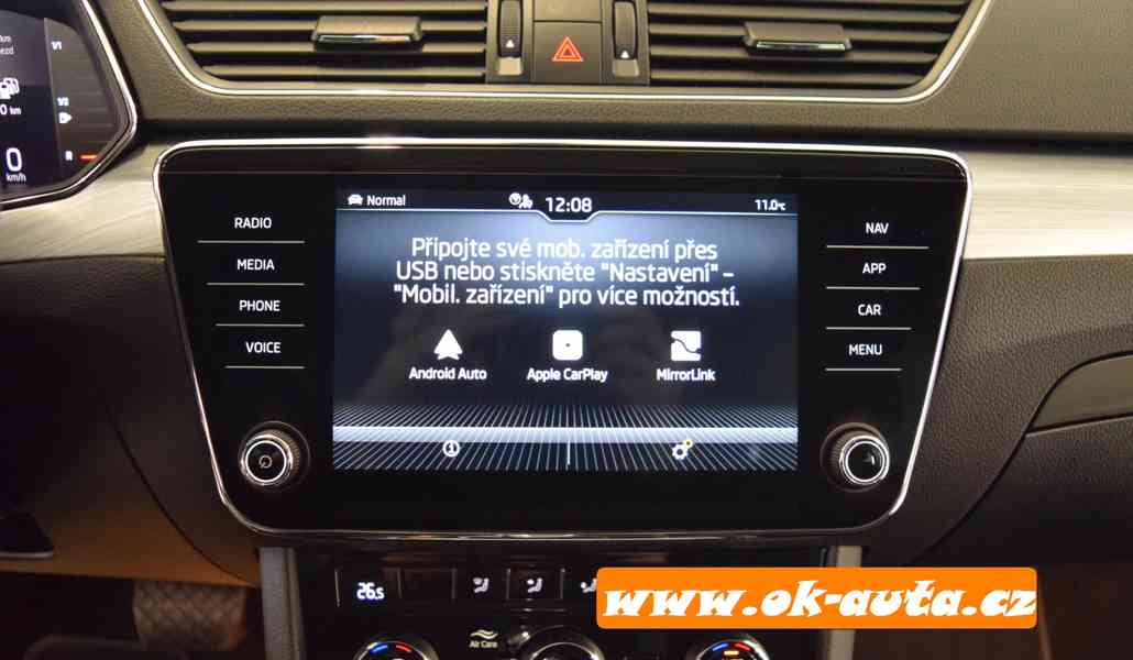 Škoda Superb 1.4 TSI iV DSG 160 kW PRAV.SERNIS 2021-DPH  - foto 16