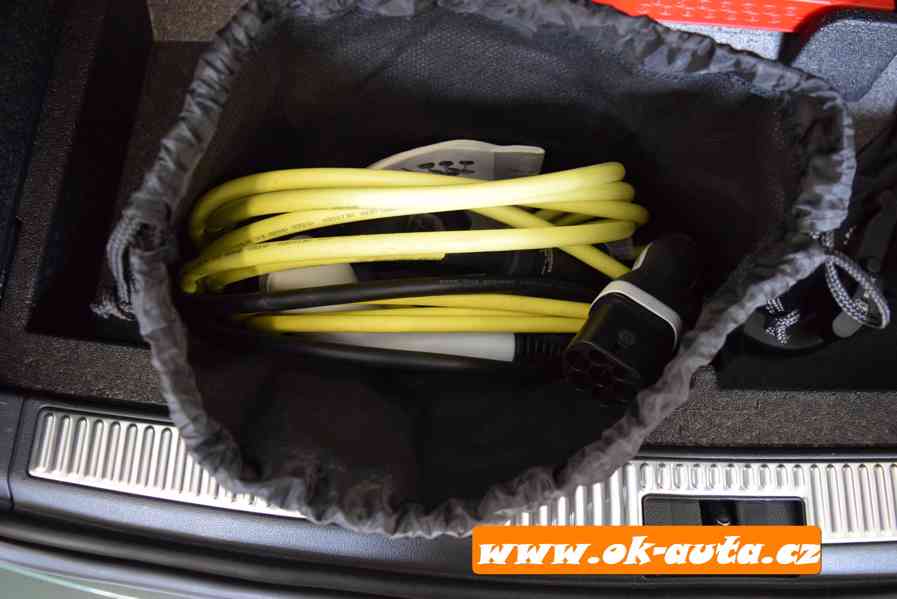 Škoda Superb 1.4 TSI iV DSG 160 kW PRAV.SERNIS 2021-DPH  - foto 11