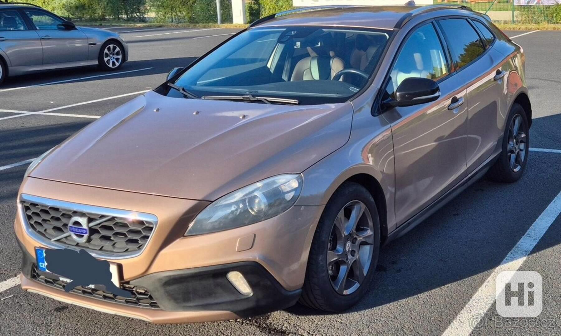 Volvo V40 1,6   cc d2 85kw - foto 1