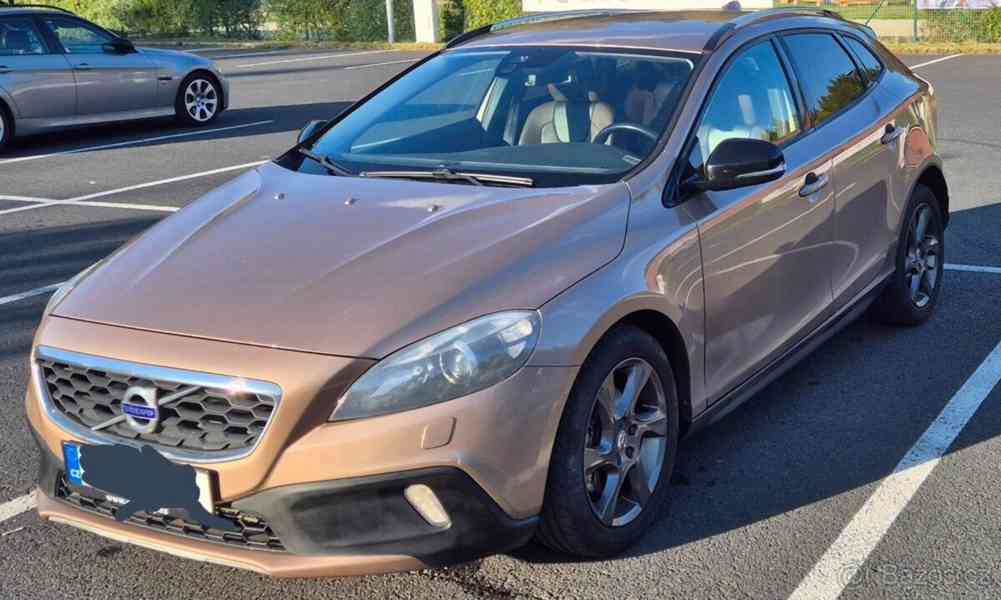 Volvo V40 1,6   cc d2 85kw - foto 1