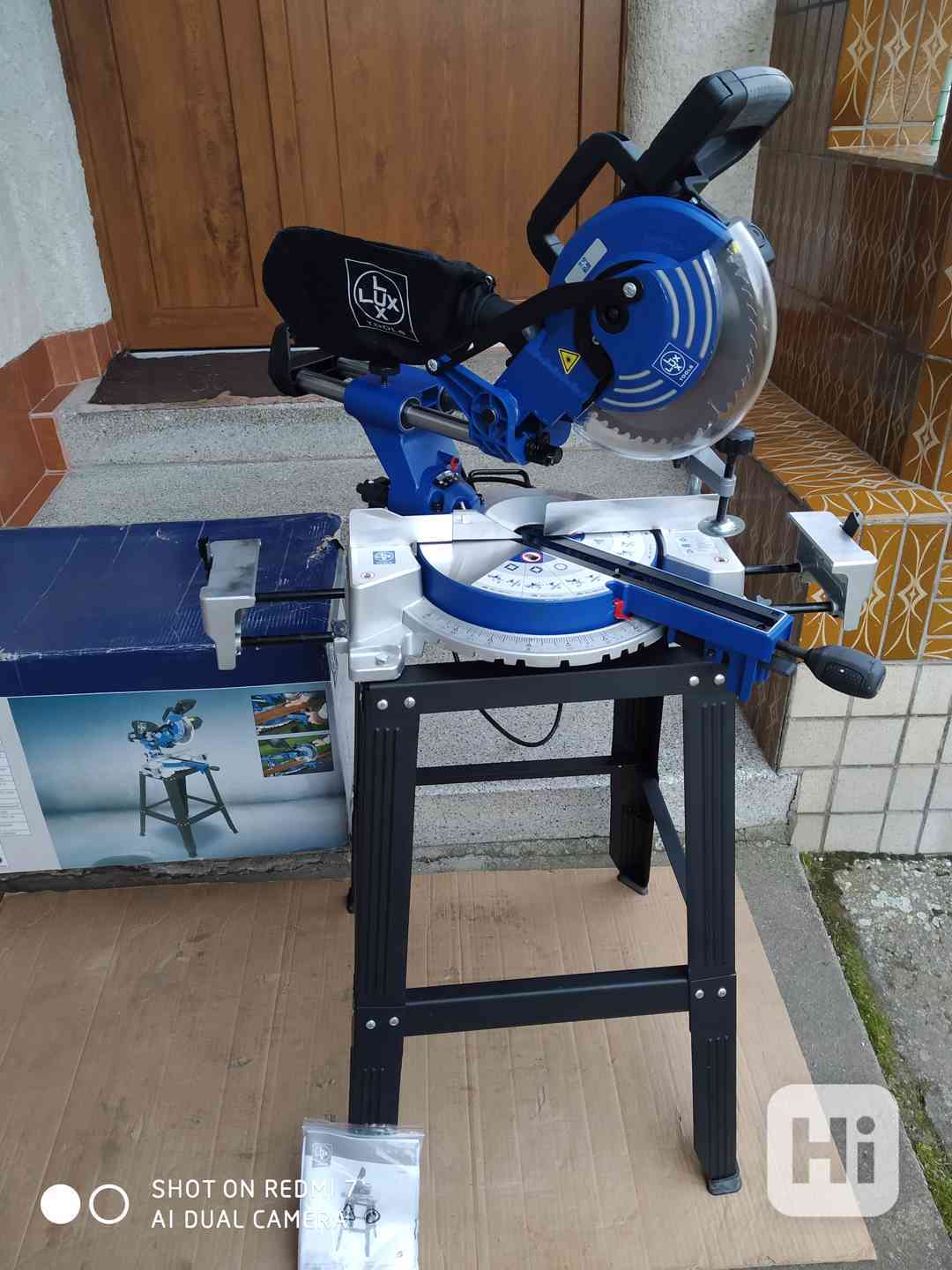 Prodám NEPOUZITOU pokosovou pilu s posuvem LUX-TOOLS ZKGS-16 - foto 1