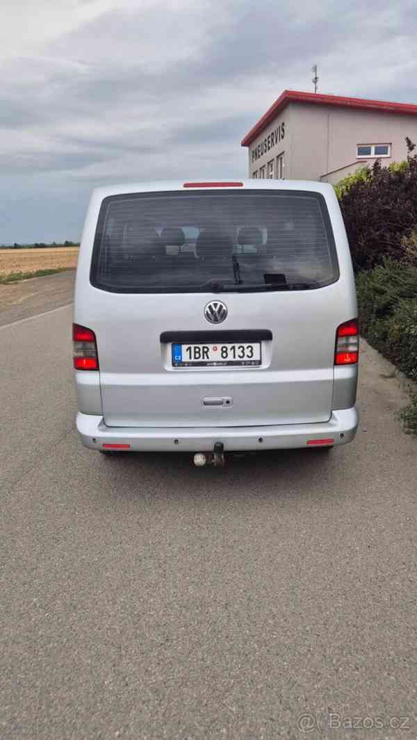 Volkswagen Caravelle 2,5   T5 - foto 9