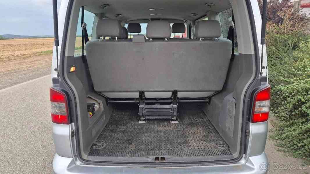 Volkswagen Caravelle 2,5   T5 - foto 5