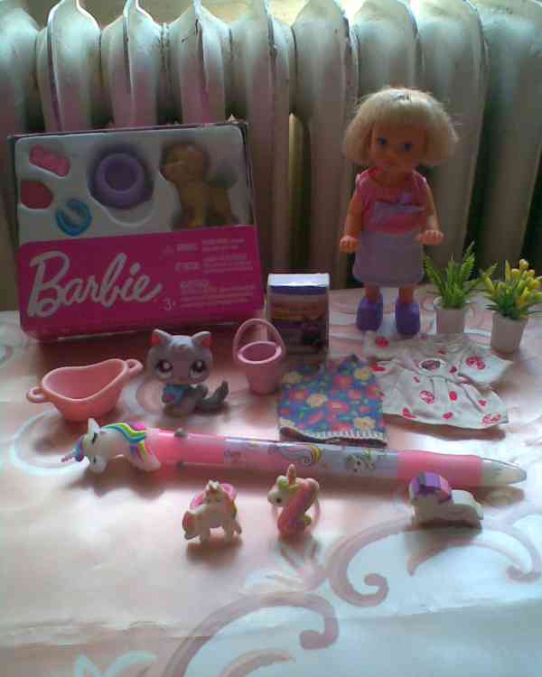 Nové panenky s doplnky - foto 2