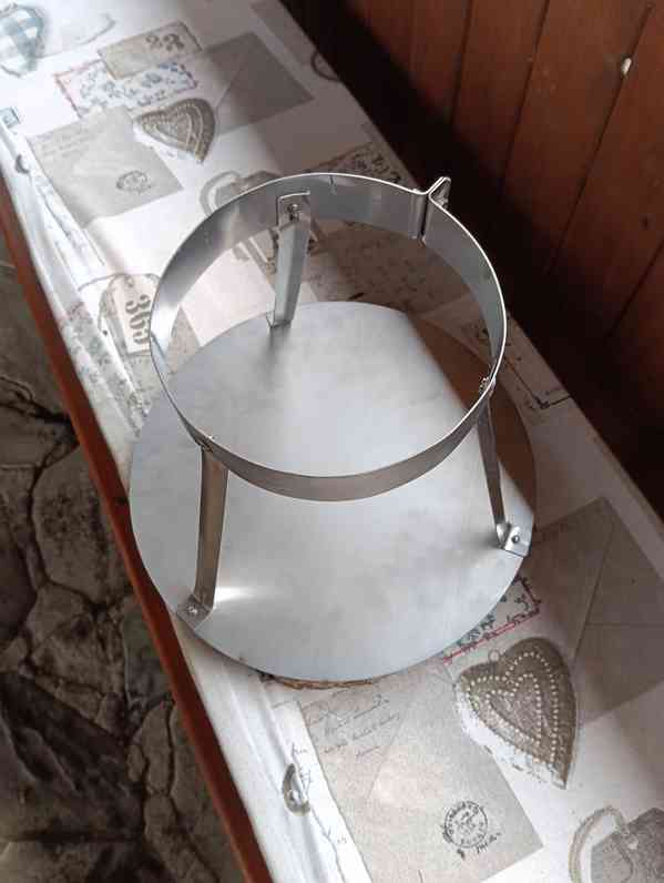  Nerezová stříška na komín  - foto 3