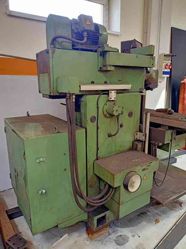 Konzolová frézka TOS FGS 25/32  - foto 2