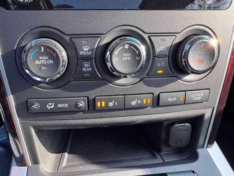 Mazda CX-9 3,7i benzín 204kw - foto 26